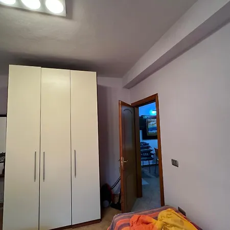 Beachfront , 1-min Walk To Sea Апартаменты *